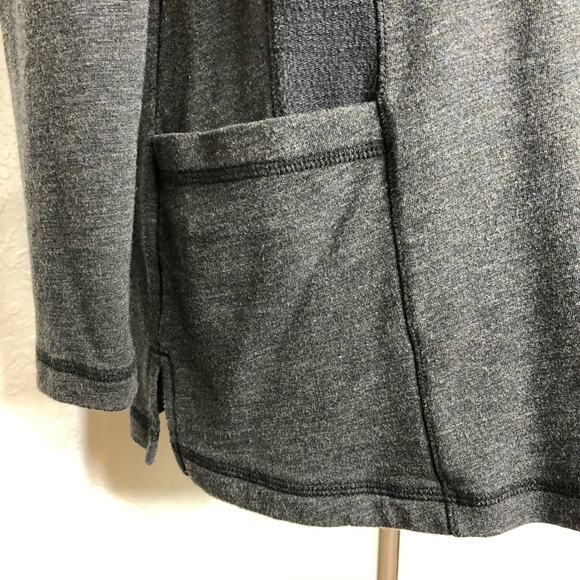 Soft Surroundings charcoal gray scoop v neck lightweight sweatshirt size Small - Picture 5 of 10